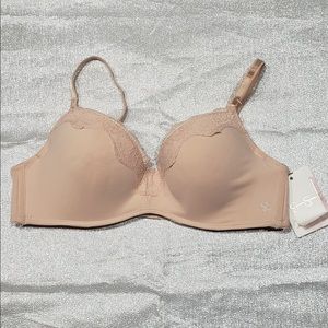 Jessica Simpson Bra